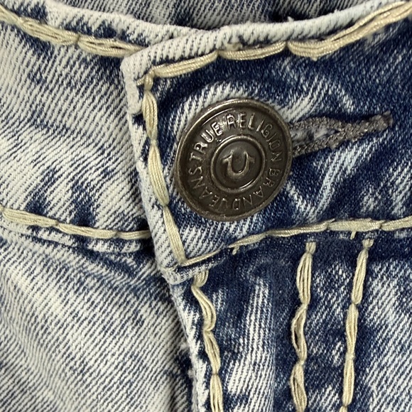 True Religion ,Ricky,size 33,Light Blue relaxed straight. - Picture 5 of 17